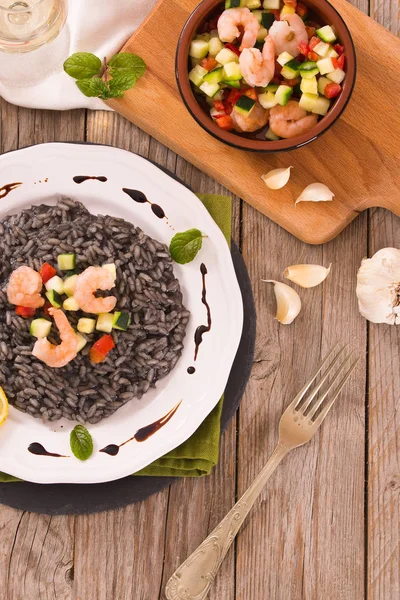 Squid Ink Risotto Prawns Vegetables — Stock Photo, Image