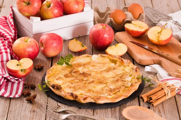 Apple Tart Sugar Cinnamon Topping — Stock Photo, Image