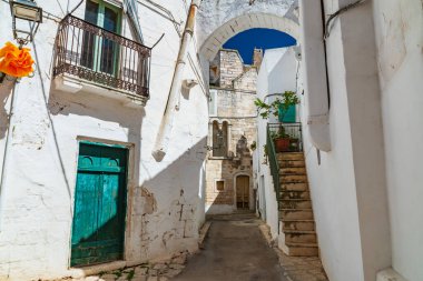Alleyway. Ceglie messapica. Puglia. Italy.	
