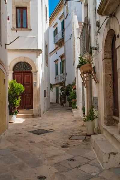 Alleyway Locorotondo Puglia Italy — Foto de Stock