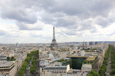 Paris, Temmuz 2017: Skyline Eyfel Kulesi, Paris manzaralı