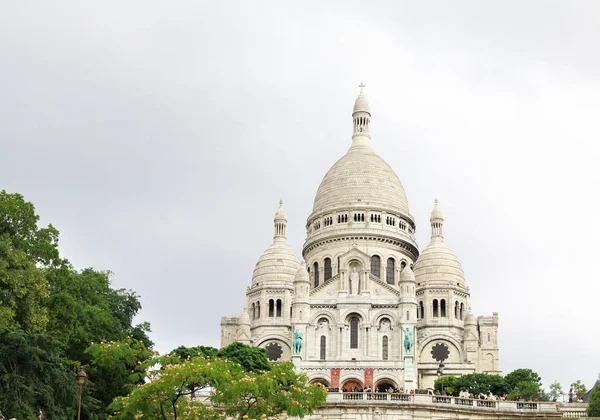 Blick auf die Basilika Sacre Coeur. Basilika des heiligen Herzens — Stockfoto