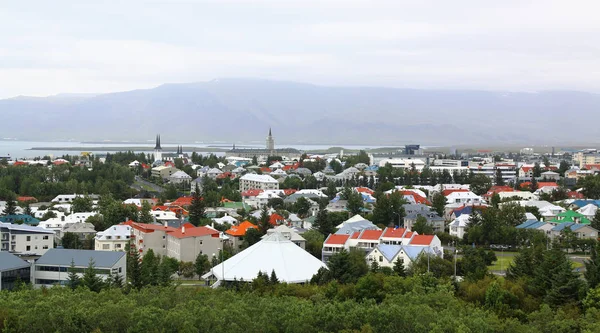 Reykjavik, Island cityspace antenn panoramautsikt. — Stockfoto