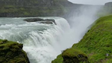Gullfoss, ünlü İzlandalı şelale, altın çember, İzlanda, Avrupa'nın bir parçası.