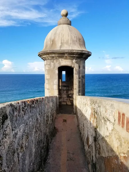 San Juan, Porto Riko 'daki Castillo San Cristobal' da taret.