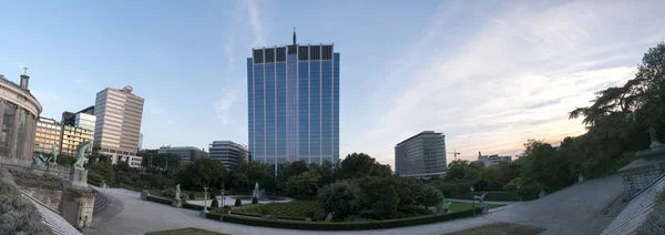 Panorama de Bruxelas com Buidling Ministério das Finanças . — Fotografia de Stock