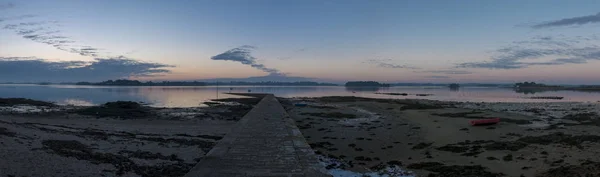 Tramonto in Bretagna (Morbihan), Francia . — Foto Stock