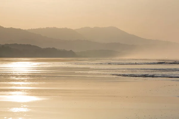 Мистический Вид Восход Солнца Пляже Матапало Коста Рика Матапало Расположен — стоковое фото