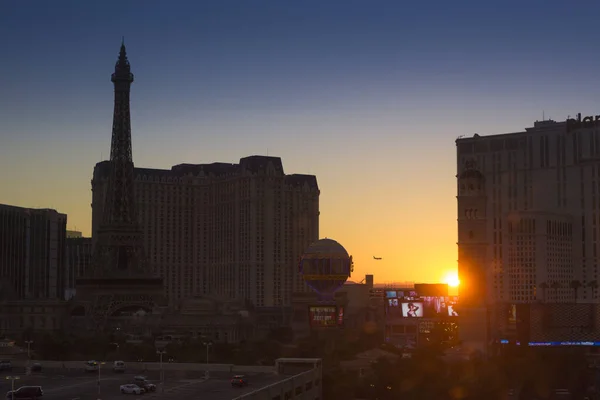 Las Vegas September Paris Las Vegas Hotel Early Morning Plane — Stock Photo, Image