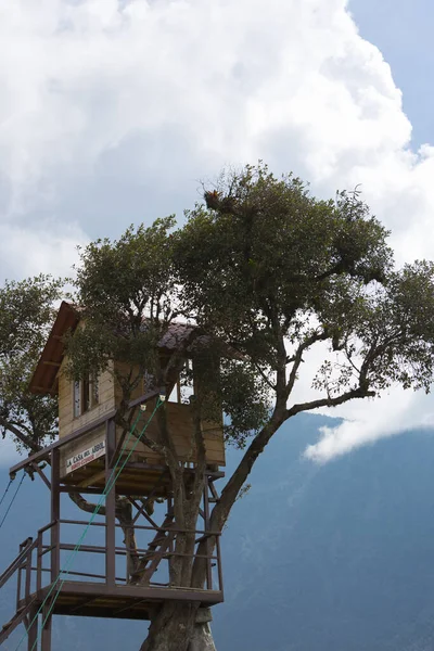 Banos Ecuador Feb Casa Del Arbol Chmurami Górami Tle Popularny — Zdjęcie stockowe