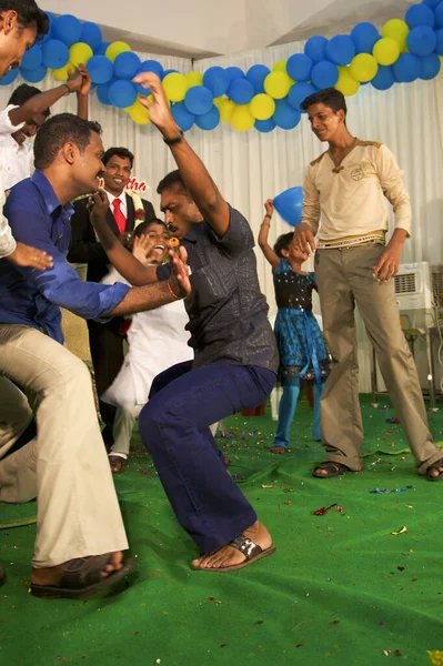 Trivandrum Indien Juni Fröhliche Indische Männer Tanzen Während Einer Zeremonie — Stockfoto