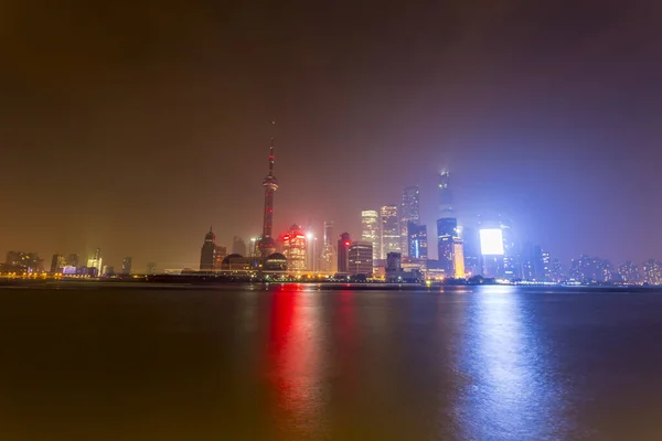 Shanghai China Abril Vista Del Río Pudong Por Noche Skyline Fotos De Stock Sin Royalties Gratis