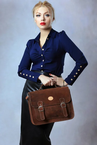 Woman with satchel bag — Stock Photo, Image