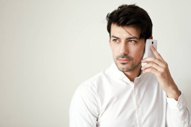  genç yakışıklı işadamı 