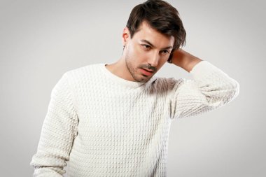 Yakışıklı Genç Adamın Portresi 