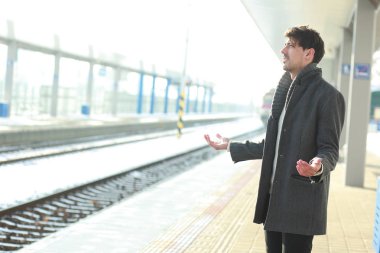 Tren kayıp adam