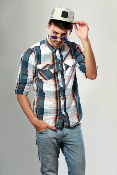 Young man in eyeglasses — Stock Photo, Image