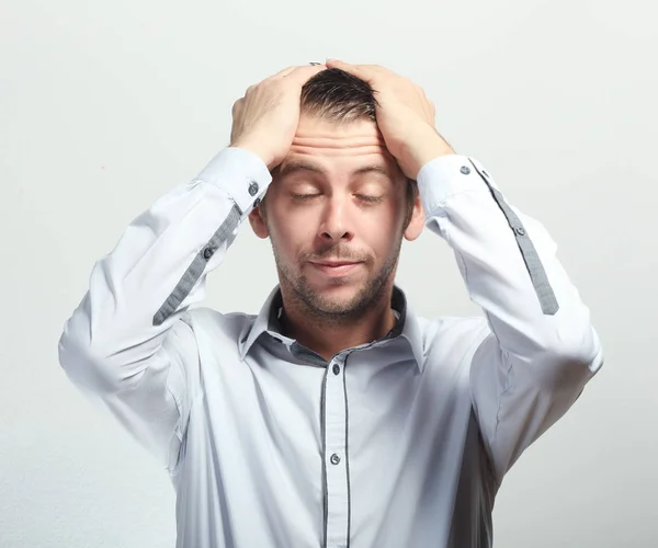 Ung Man Att Röra Huvudet Har Ont Eller Lider Stress — Stockfoto