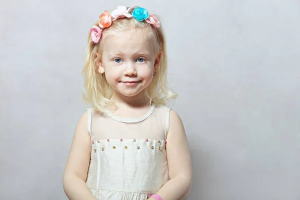 Little girl smiling — Stock Photo, Image