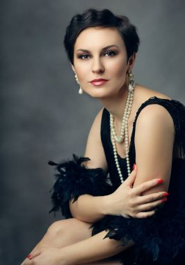 Retro sineklik kadın