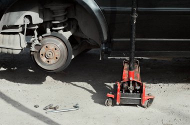 bir çark değiştirme