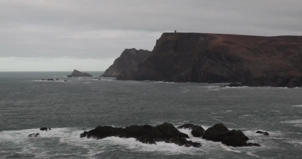 Spectaculaire Atlantische Kust Video Met Rotsen Kliffen Eilanden — Stockvideo