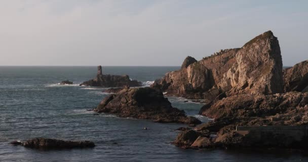 Espectacular Vídeo Costa Atlántica Con Rocas Acantilados Islas — Vídeos de Stock