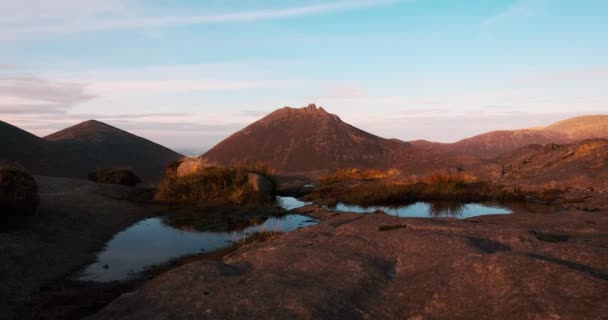 絵のように美しい4K時間経過ビデオのムールン山脈 イギリス — ストック動画