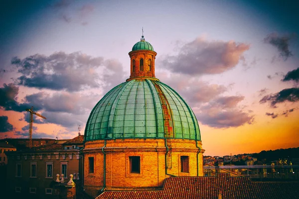 Cúpula de la catedral puesta del sol Ancona Italia — Foto de Stock