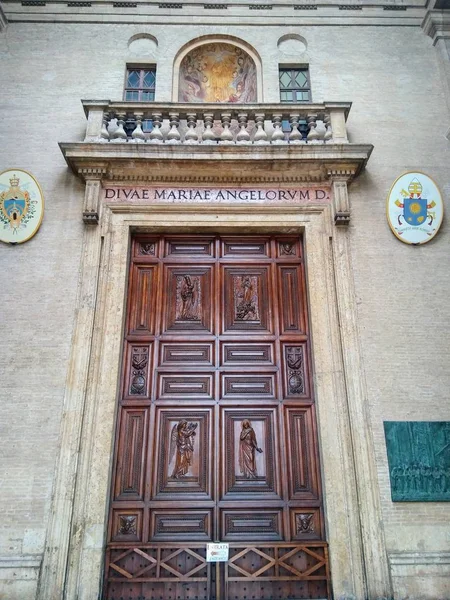 Dettagli di architettura, edifici storici d'Italia. Ascoli Piceno. Marche . — Foto Stock