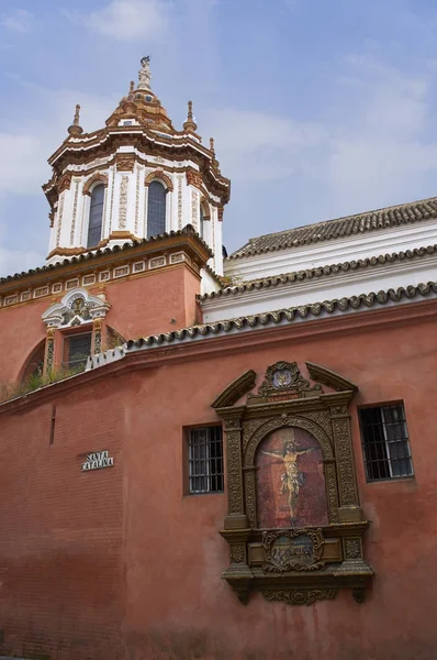 Historische gebouwen en monumenten van Sevilla, Spanje. Spaanse architecturale stijlen voor Gothic. Santa Catalina — Stockfoto