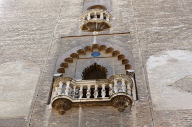 İspanya, Sevilla 'nın tarihi binaları ve anıtları. Gotik ve Mudejar, Barok 'un İspanyol mimari tarzları