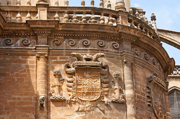 Edifícios históricos e monumentos de Sevilha, Espanha. Catedral de Santa Maria de la Sede . — Fotografia de Stock