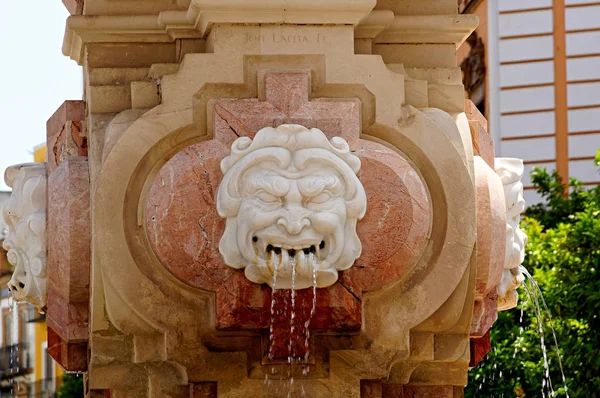 Historische Gebäude und Denkmäler in Sevilla, Spanien. Spanische Baustile der Gotik und des Mudejar, Barock — Stockfoto