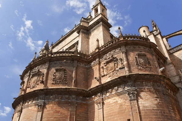 Zabytkowe budynki i pomniki, Sewilla, Hiszpania. Catedral de Santa Maria de la Sede. — Zdjęcie stockowe