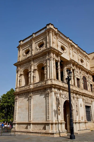 Tarihi binaları ve anıtlar, Seville, İspanya. Ayuntamiento de Sevilla — Stok fotoğraf