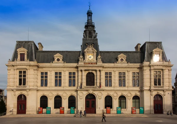 Stadhuis, Hotel de Ville in Poitiers — Stockfoto