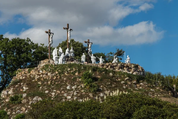 Caminho da Cruz e do Calvário construído há anos por St. Louis Monfor — Fotografia de Stock