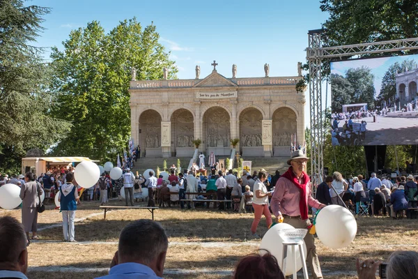 Pontchateau, Fransa - 11 Eylül 2016: 300 ann kutlama