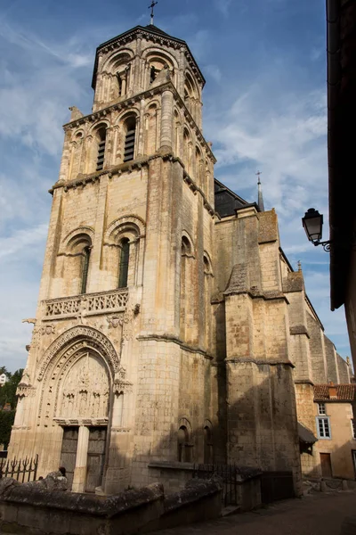 Kerk van Sts. Radegund in Poitiers — Stockfoto