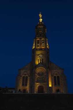 Kilise Saint Michael Saint-Michel-Mont-Mercure, Fransa zekâ