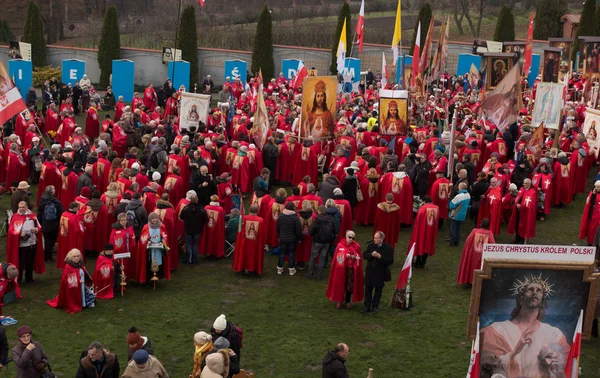 Kraków, Polska - zm. 19 listopada 2016: Ceremonia intronizacji — Zdjęcie stockowe