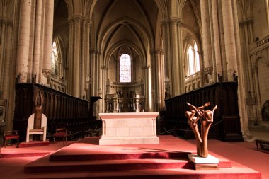 Poitiers, Fransa - 12 Eylül 2016: İç Poitiers, St Pierre Kilisesi