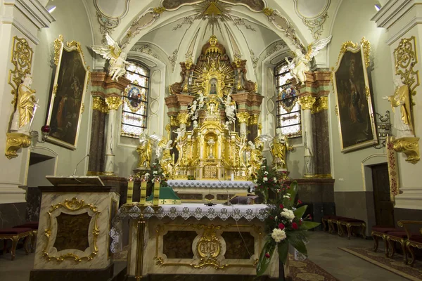 Mount St. Anna, Πολωνία, 4 Φεβρουαρίου 2017: εσωτερικό Βασιλική του — Φωτογραφία Αρχείου