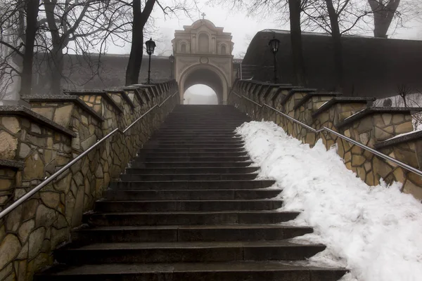 Stone stairs leading to the Basilica of St. Anne on Mount St. An — Stock Photo, Image