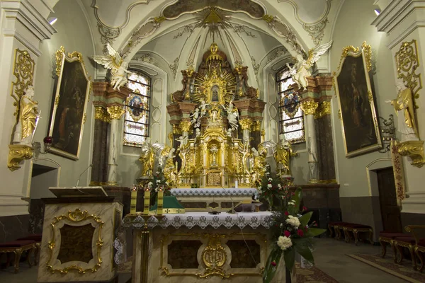 Гора Святої Анни, Польща, 4 лютого 2017: всередині базиліка — стокове фото
