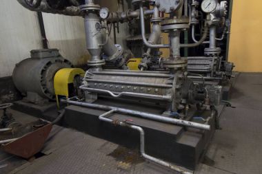 Birkaç eski multistagepumps