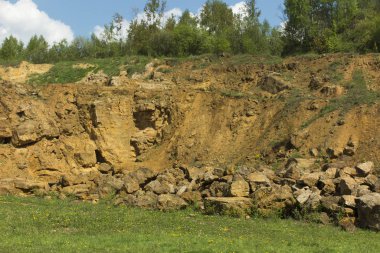 Eski bir taş ocağı Dolomit kaya