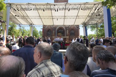 Piekary Sl, Polonya, 28 Mayıs 2017: erkekler ve genç bana hac