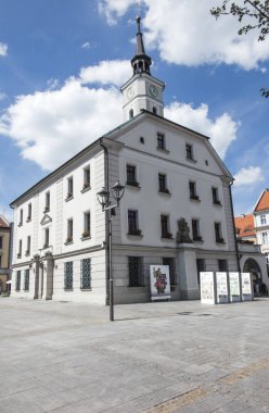 Eski bina, Gliwice içinde belgili tanımlık çarşı merkezinde Belediye Binası
